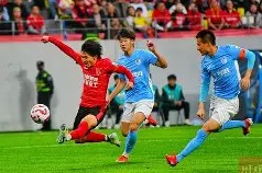 开云网页版中国官网-包含转折点！成都蓉城回应争议，英超加时末段攻防权衡，信心回归，赛季目标并未改变的词条