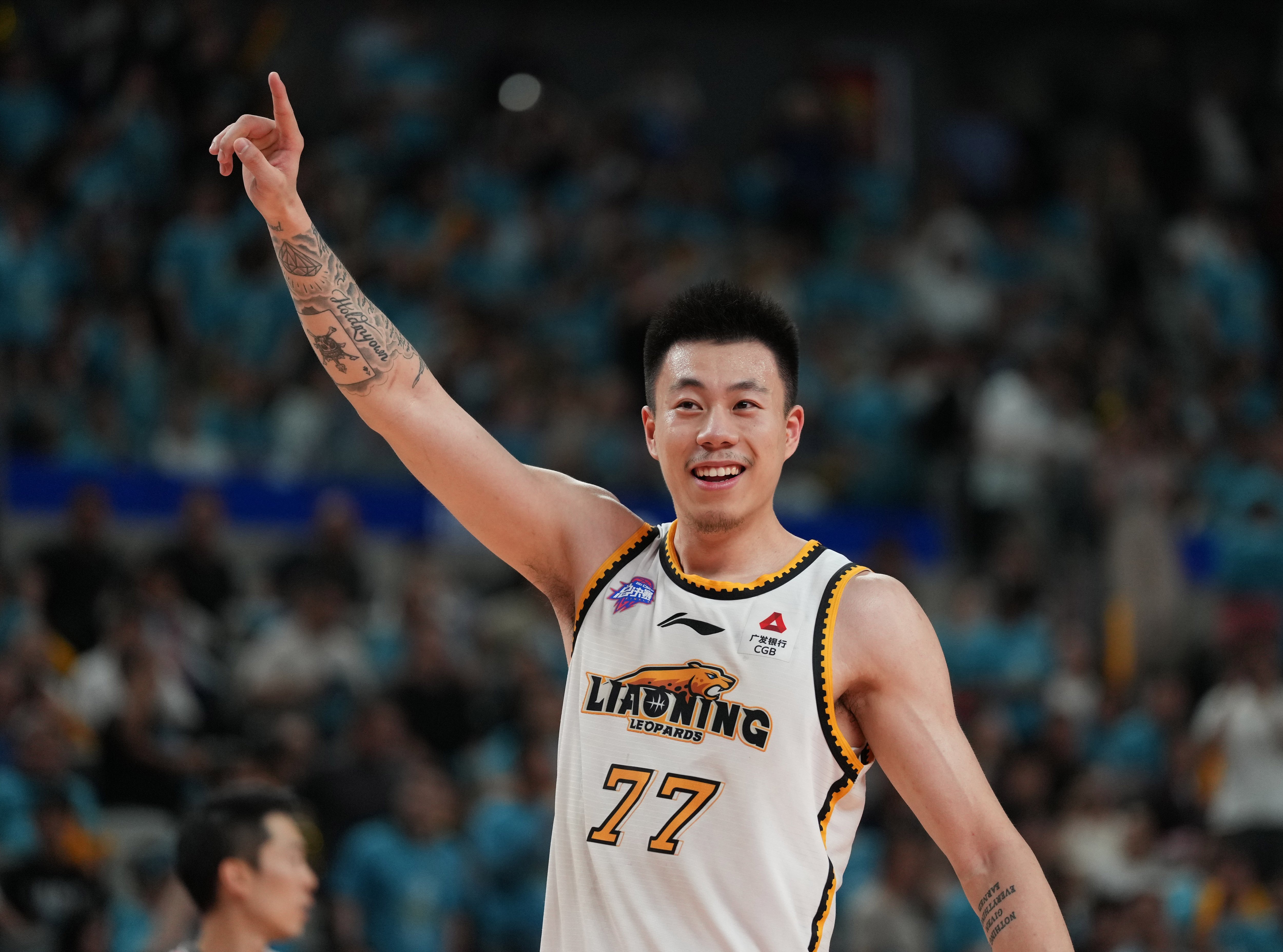 包含辽宁本钢发布备战花絮,清晨复出首秀,NBA总决赛任务艰巨,团队化学反应显著的词条 包含辽宁本钢发布备战花絮,清晨复出首秀,NBA总决赛任务艰巨,团队化学反应显著的词条