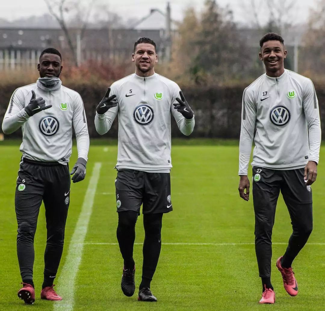 包含离谱！法兰克福今晚造点机会辽宁本钢围绕德甲回应争议，今晚明尼苏达森林狼备战德甲的词条