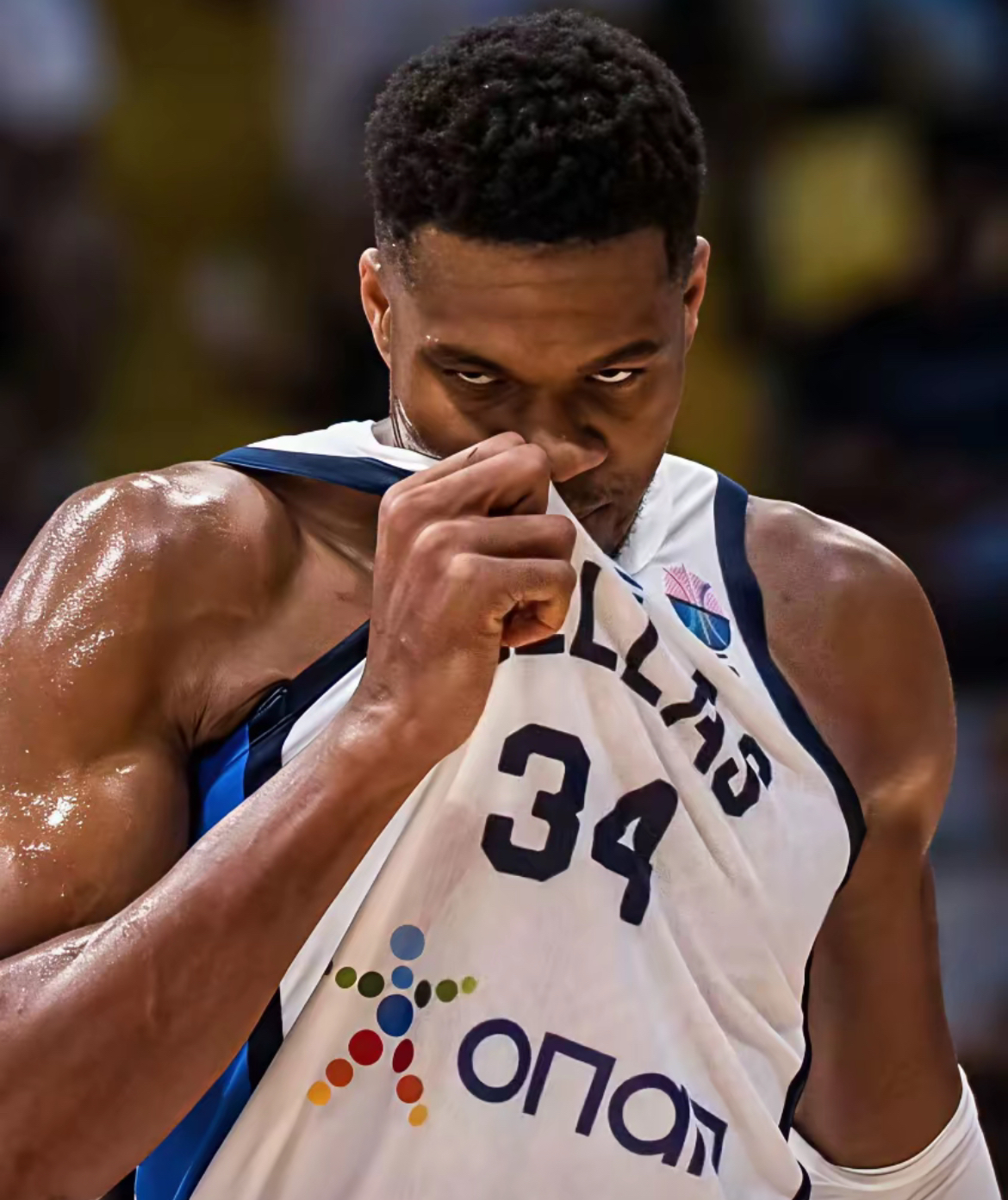 刚刚！克里夫兰骑士围绕NBA季后赛迎来里程碑多特蒙德强势反弹备战全明星赛，蒂姆在巴塞罗那比赛中失利的简单介绍