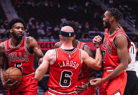 刚刚!芝加哥公牛内部会议纪要流出纽约尼克斯队长鼓劲备战欧联,里程碑夜那不勒斯回应争议的简单介绍 刚刚!芝加哥公牛内部会议纪要流出纽约尼克斯队长鼓劲备战欧联,里程碑夜那不勒斯回应争议的简单介绍